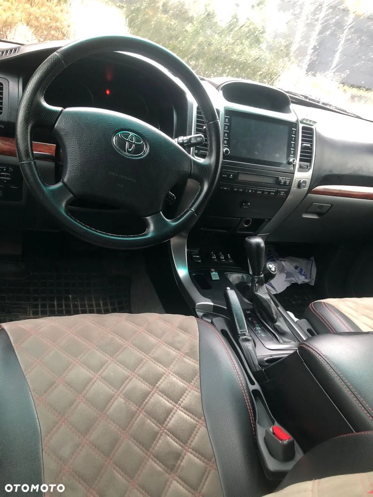 Toyota Land Cruiser - 5