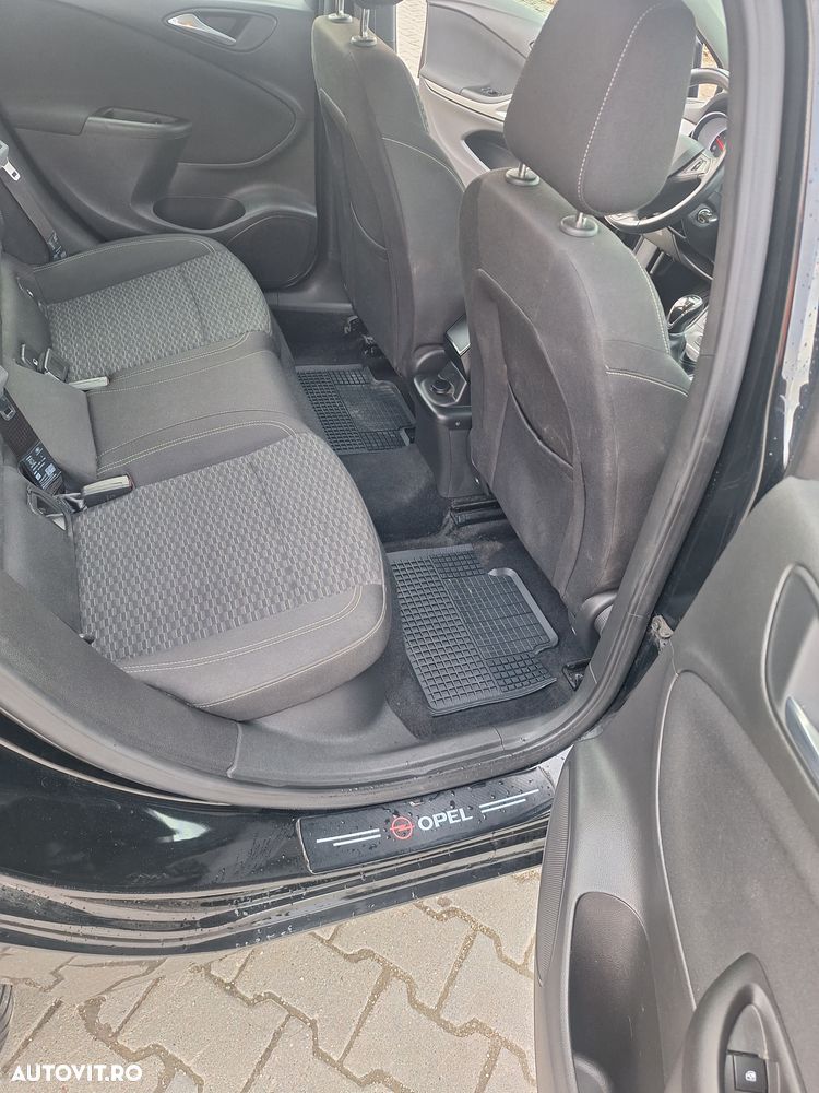 Opel Astra 1.6 D Start/Stop Sports Tourer Edition - 13