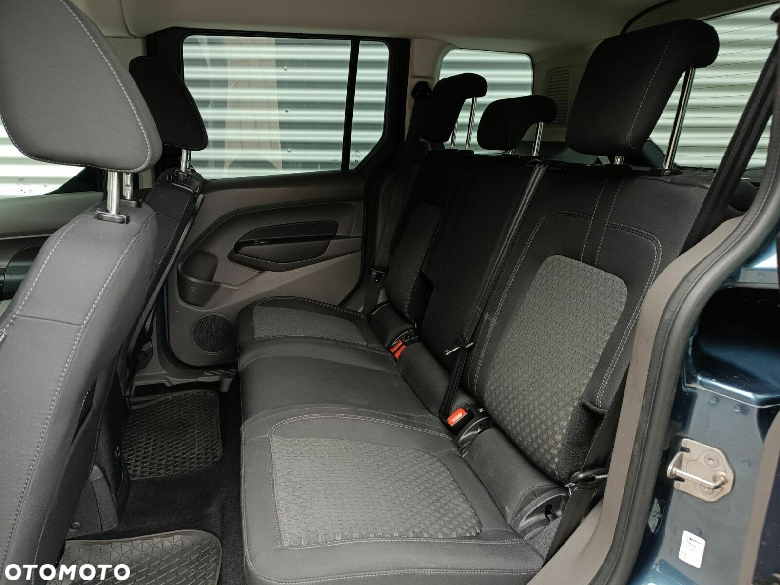 Ford Tourneo Connect 1.5 EcoBlue Trend PowerShift - 31