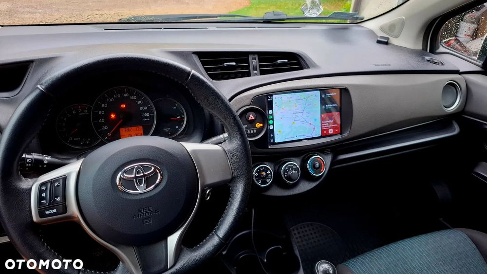 Toyota Yaris - 7