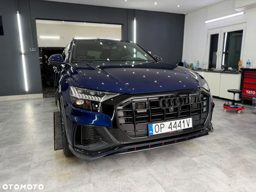 Audi Q8 55 TFSI mHEV Quattro Tiptronic - 1