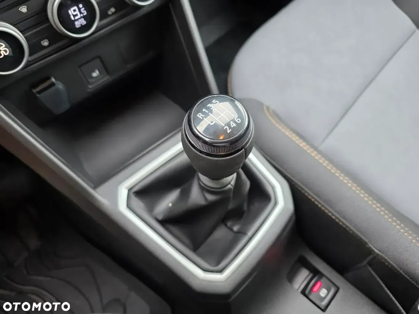 Dacia Jogger 1.0 TCe Extreme+ 7os - 27