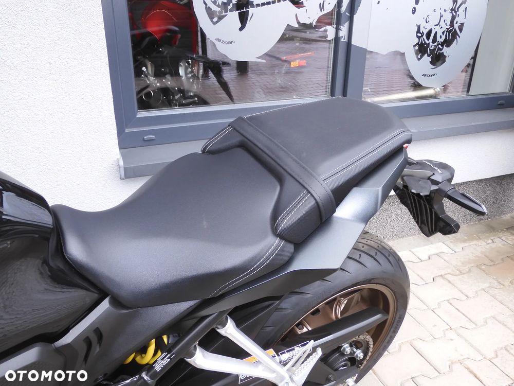 Honda CB - 35
