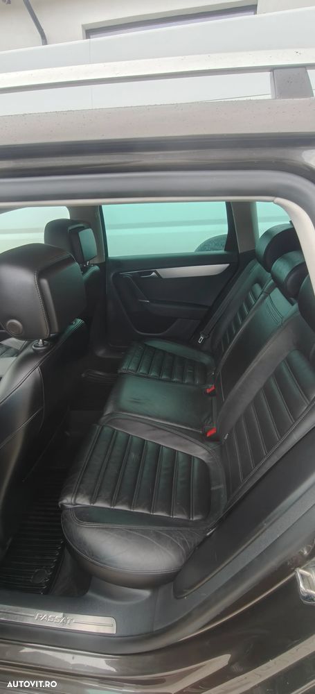 Volkswagen Passat 2.0 TDI DSG BlueMotion Technology Highline - 9