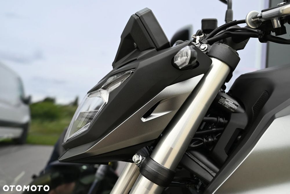 Honda Hornet - 22