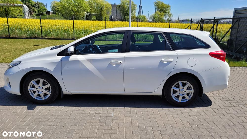 Toyota Auris 1.33 VVT-i Active - 1