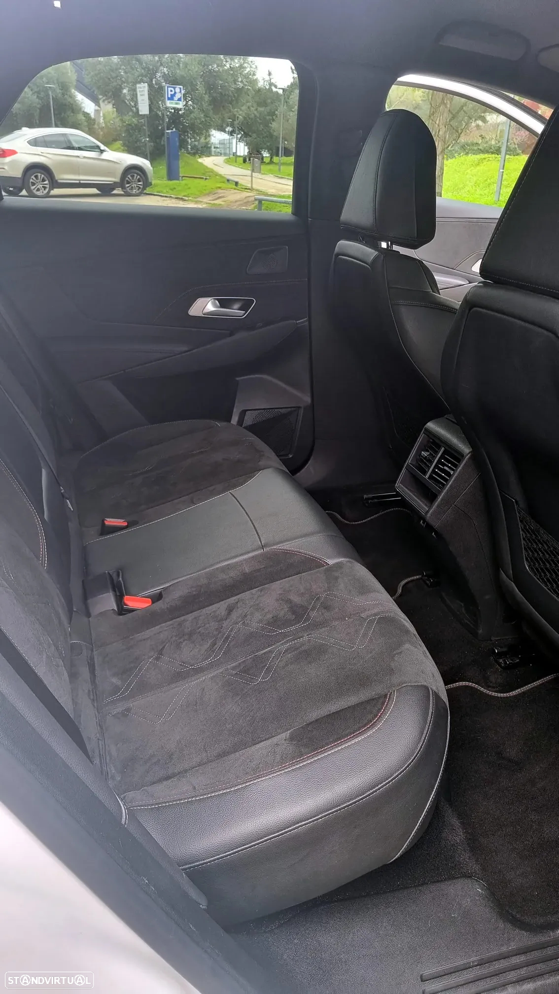 DS DS7 Crossback 2.0 BlueHDi Performance Line EAT8 - 13