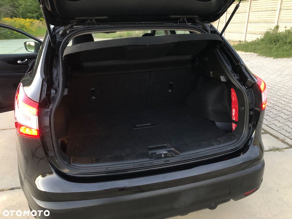 Nissan Qashqai 1.5 dCi N-Connecta - 39