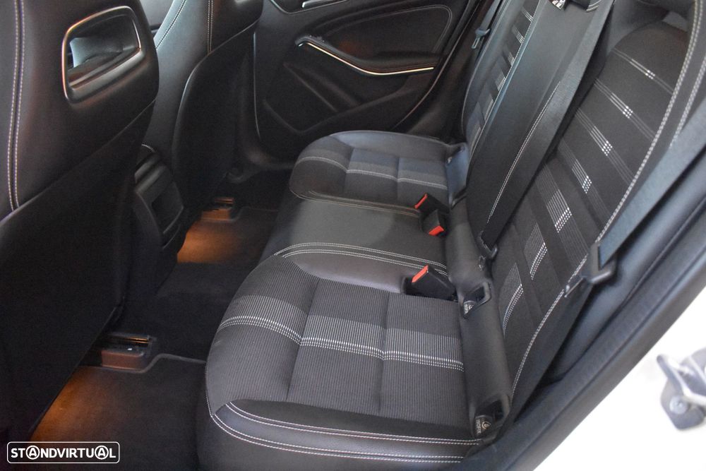 Mercedes-Benz A 180 d Urban - 55