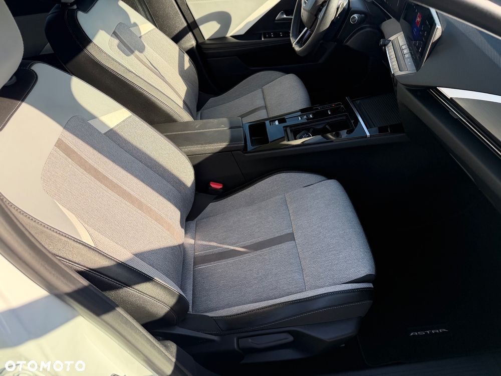 Opel Astra 1.5 D Automatik GS Line - 15