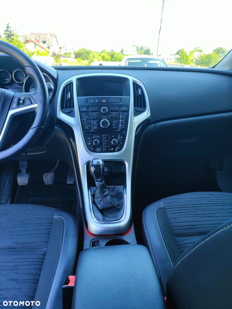 Opel Astra 1.7 CDTI DPF ENERGY - 14
