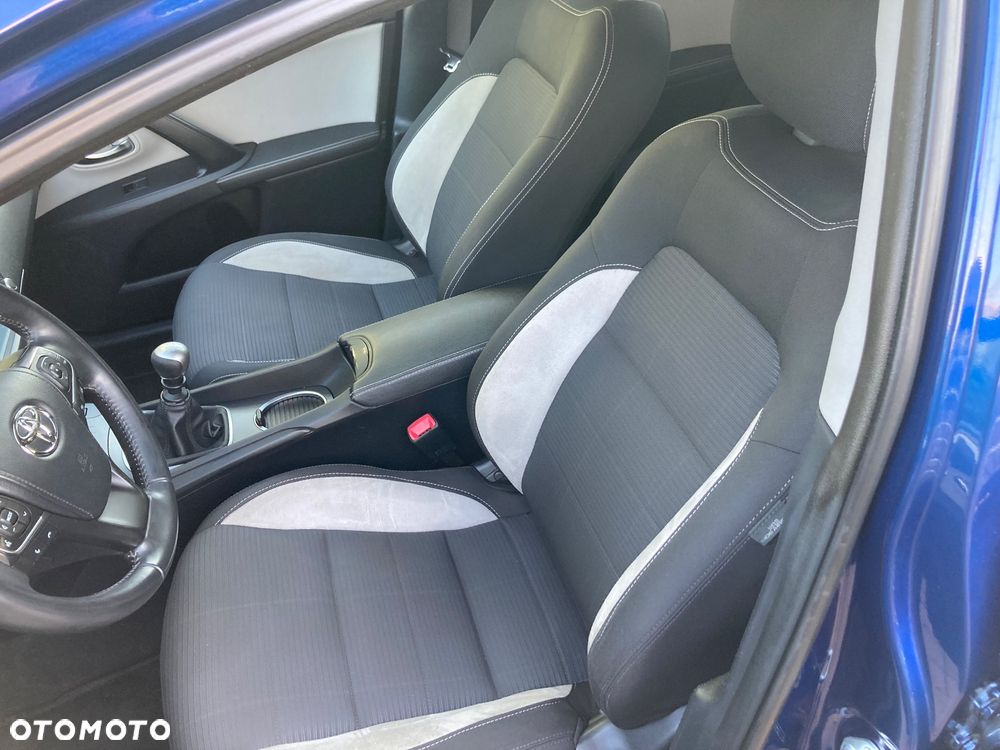 Toyota Avensis 2.0 D-4D Prestige - 13