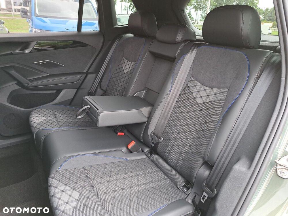Volkswagen Tiguan - 17