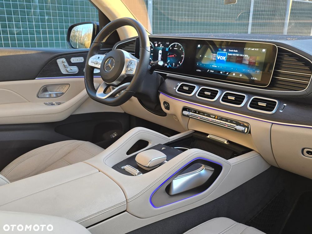 Mercedes-Benz GLS - 13