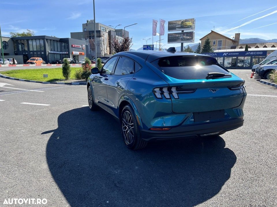 FORD Mustang Mach-E 2026 — imagine 3