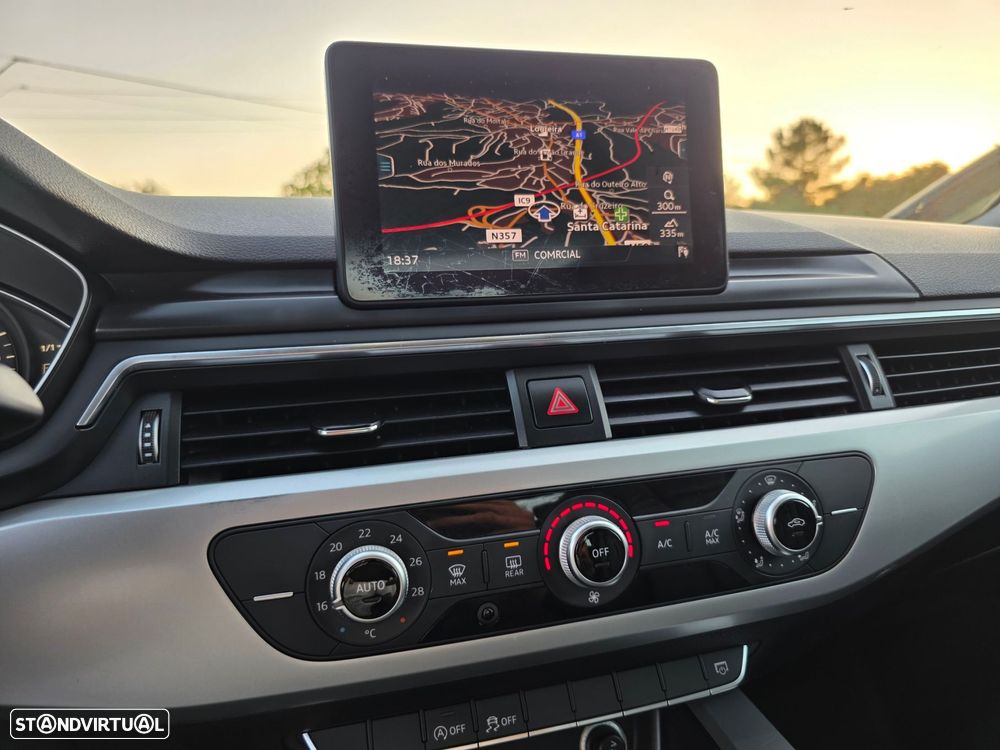 Audi A4 2.0 TDI Advance S tronic - 16