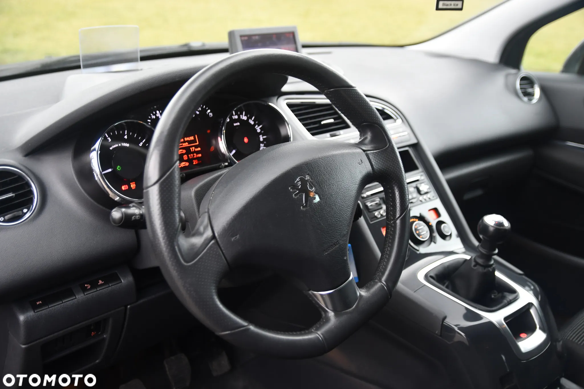 Peugeot 5008 1.6 THP Premium + - 13