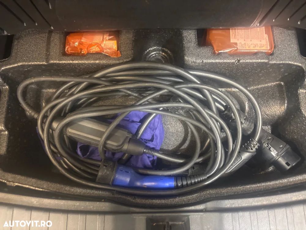 Toyota RAV4 Technik- und Style Paket - 12