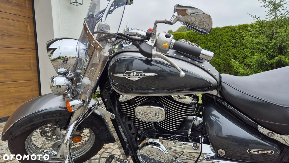 Suzuki VL 800 Volusia - Boulevard C50 - 6