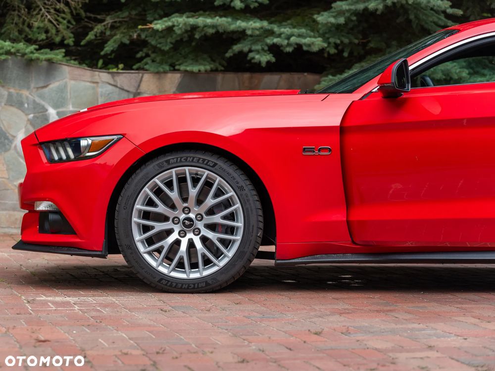 Ford Mustang 5.0 V8 GT - 6