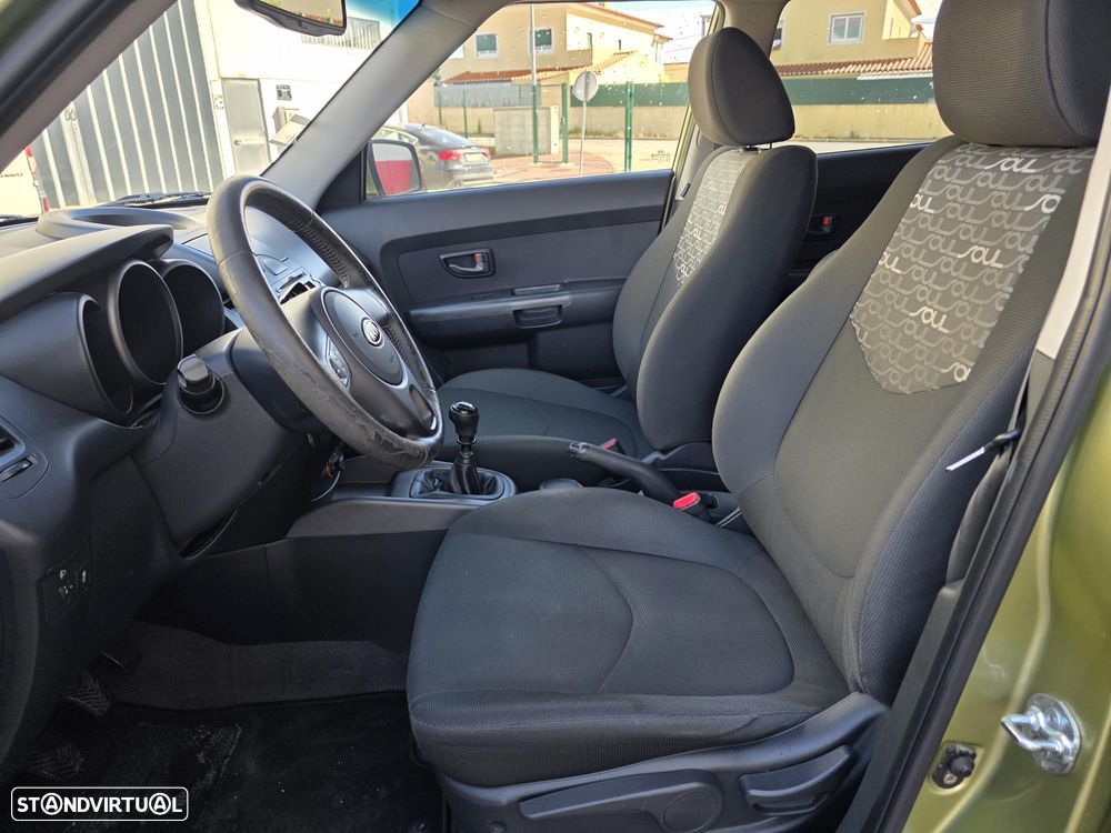 Kia Soul 1.6 CRDi EX - 8