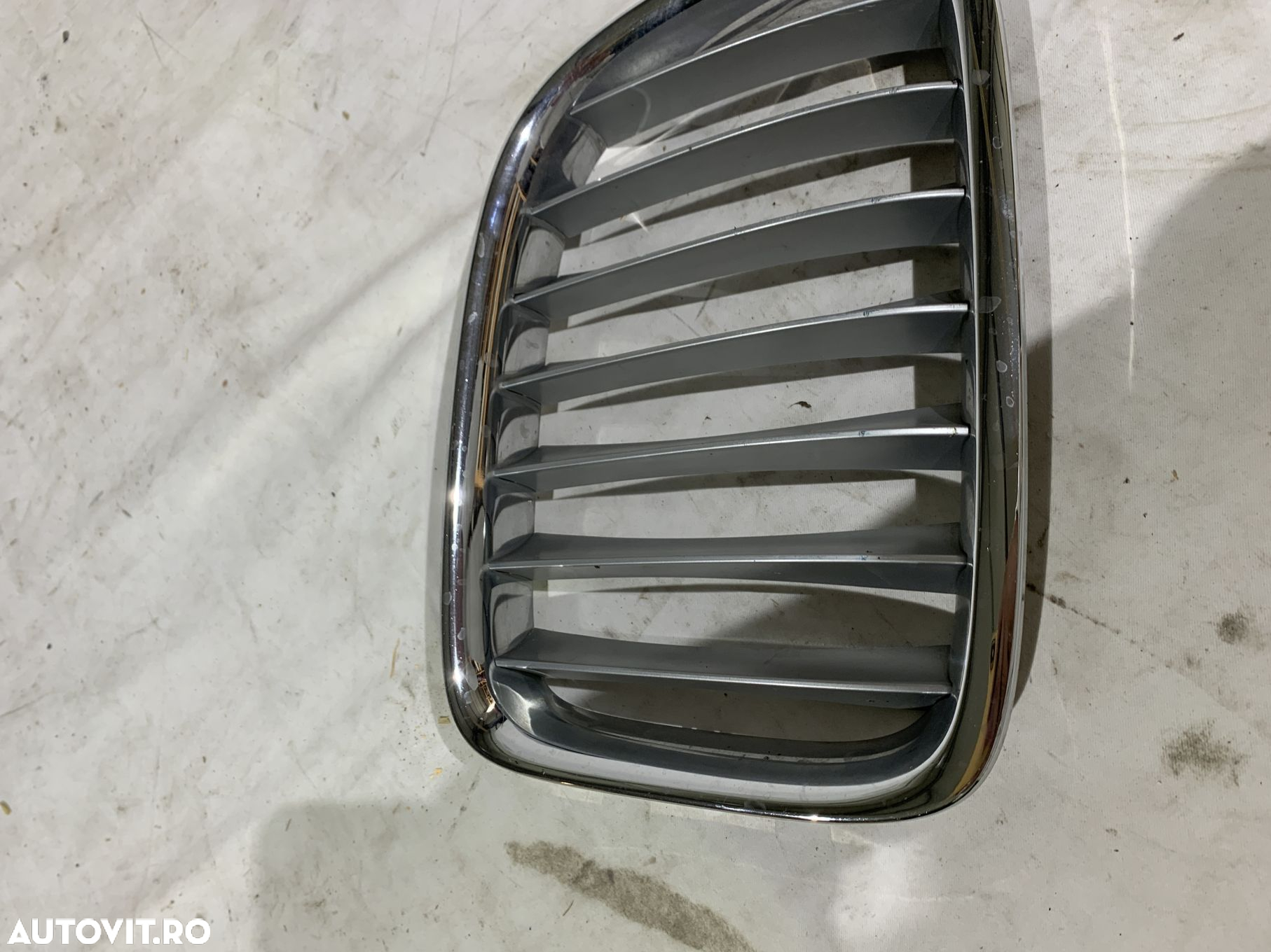 Grila radiator (nara) dreapta BMW X1, E84, 2009, 2010, 2011, 2012, 2013, 2014, cod origine OE 51112993308. - 5
