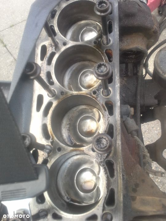 Volkswagen Golf IV 1.6 FSi 110KM silnik - 6
