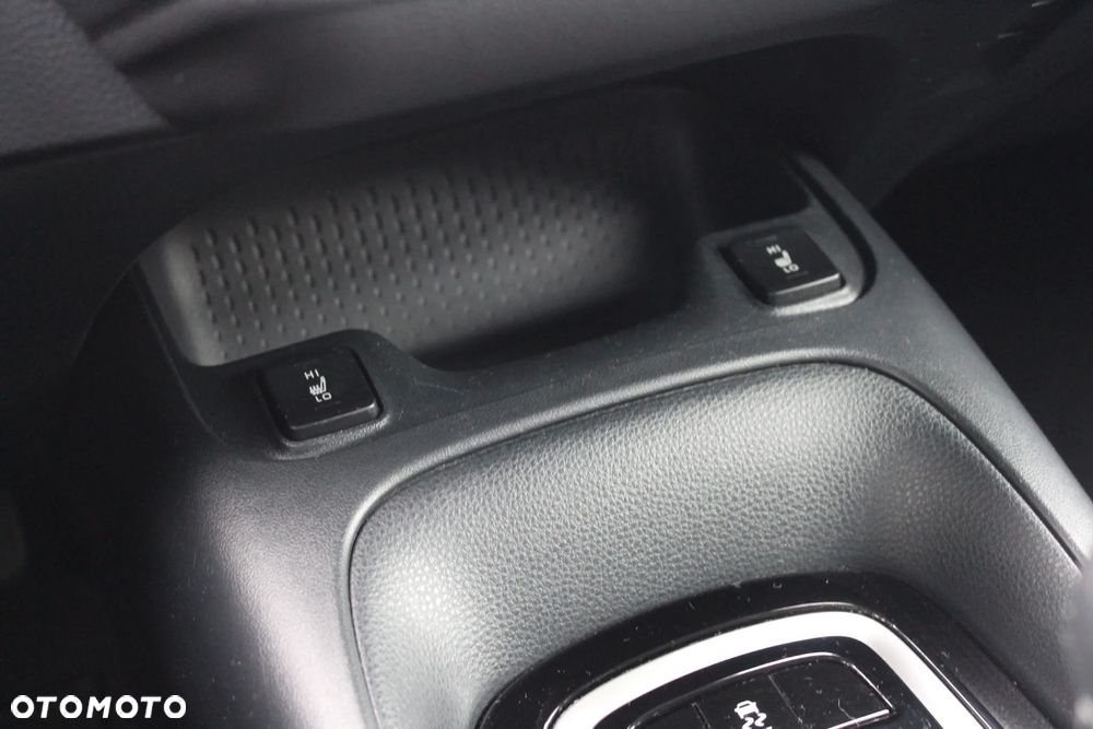 Toyota Corolla 1.6 Comfort - 27