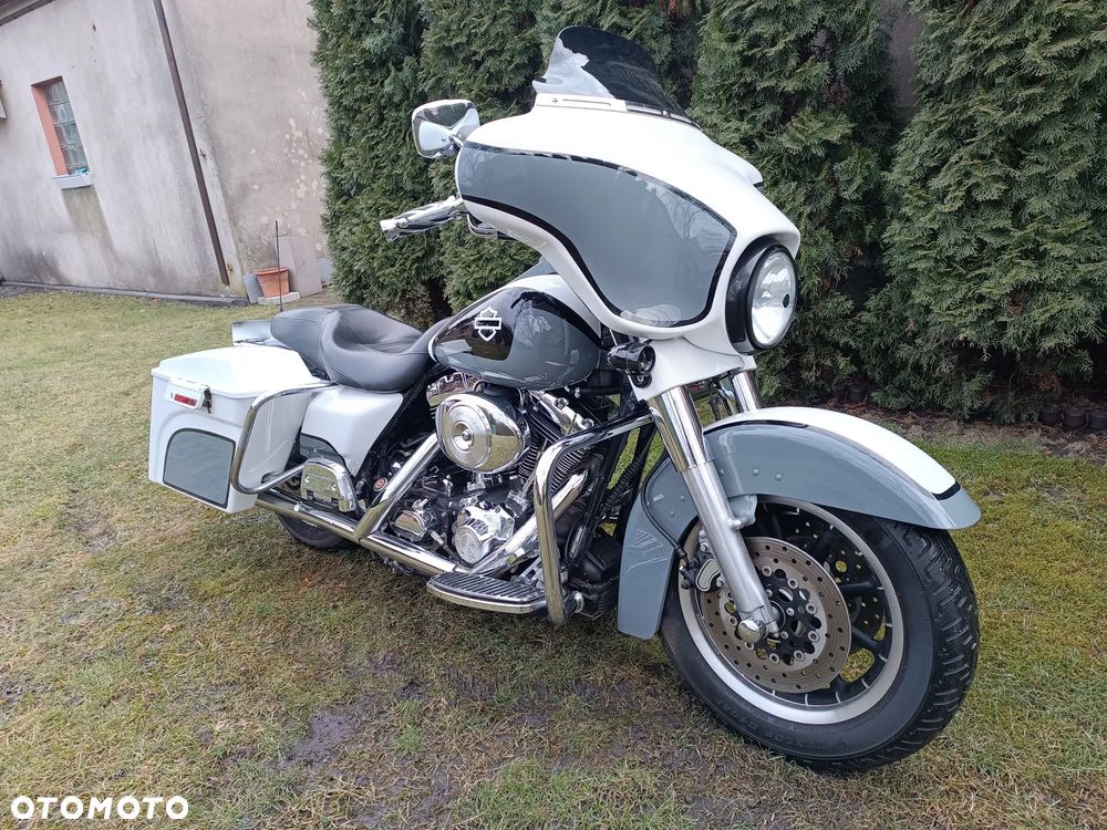 Harley-Davidson Touring Road Glide - 3