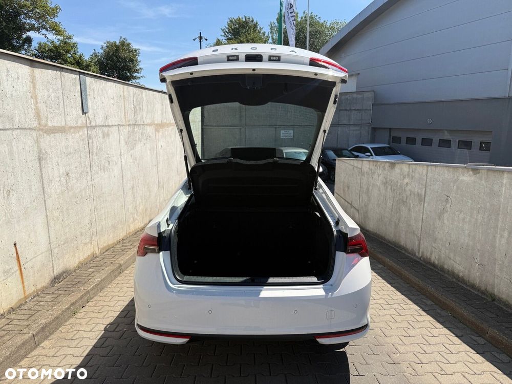 Skoda Octavia 1.5 TSI Drive Essence - 8