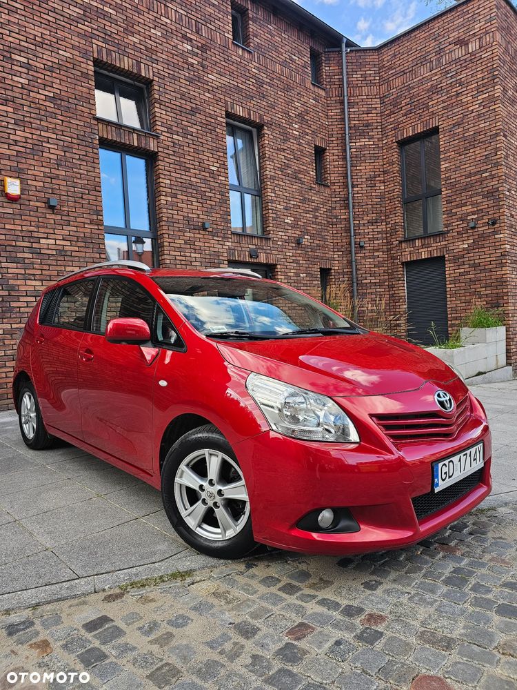 Toyota Verso 2.0 D-4D Executive - 1