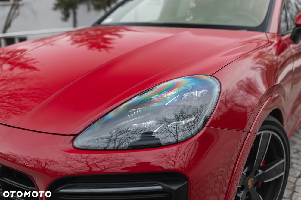 Porsche Cayenne GTS - 2