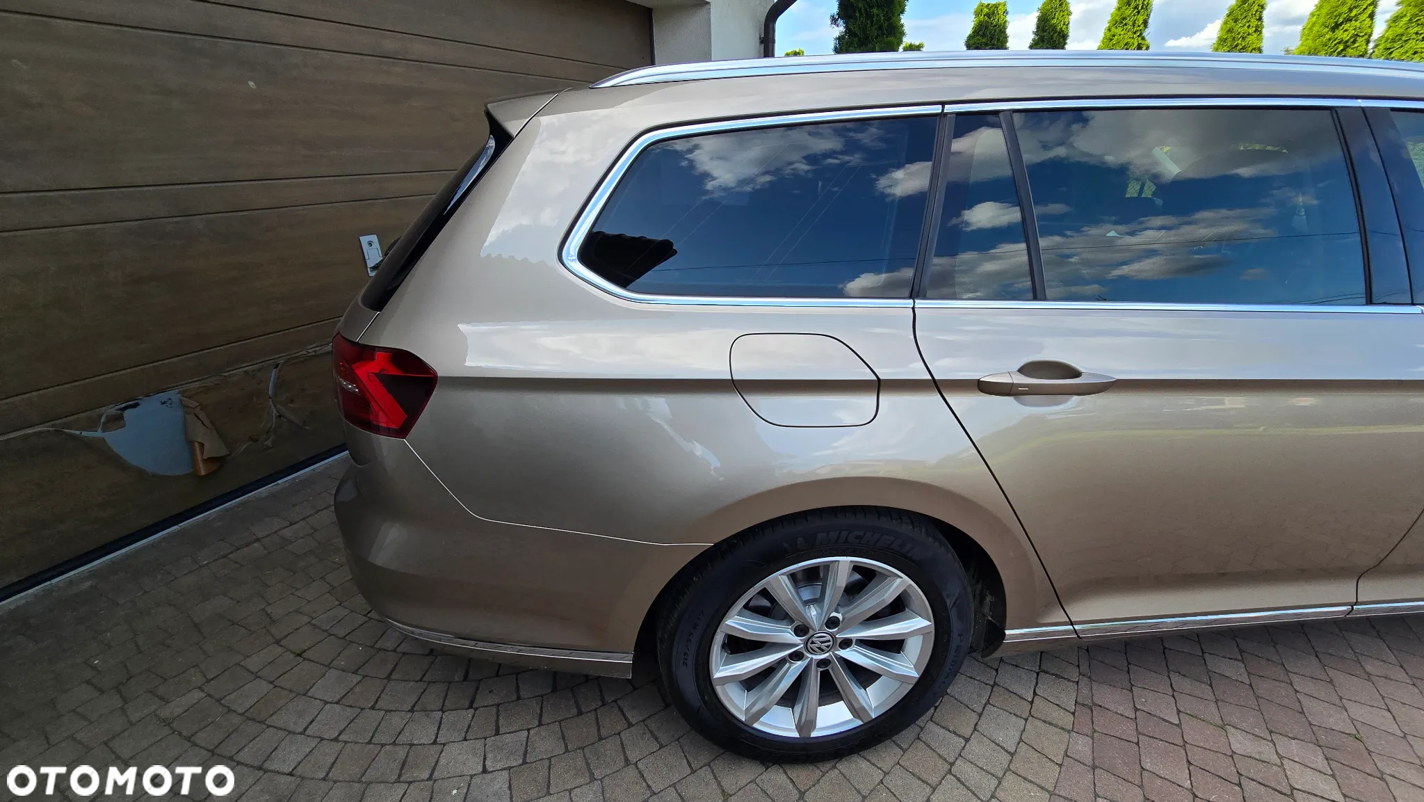 Volkswagen Passat - 22