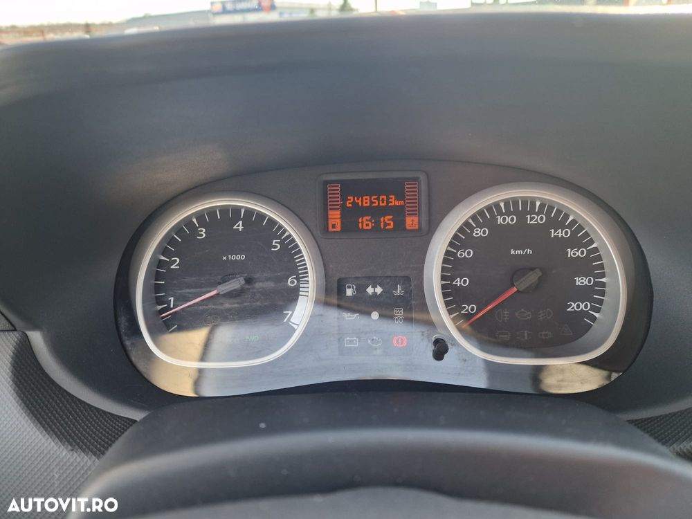 Dacia Duster dCi 110 FAP 4x4 Laureate - 6