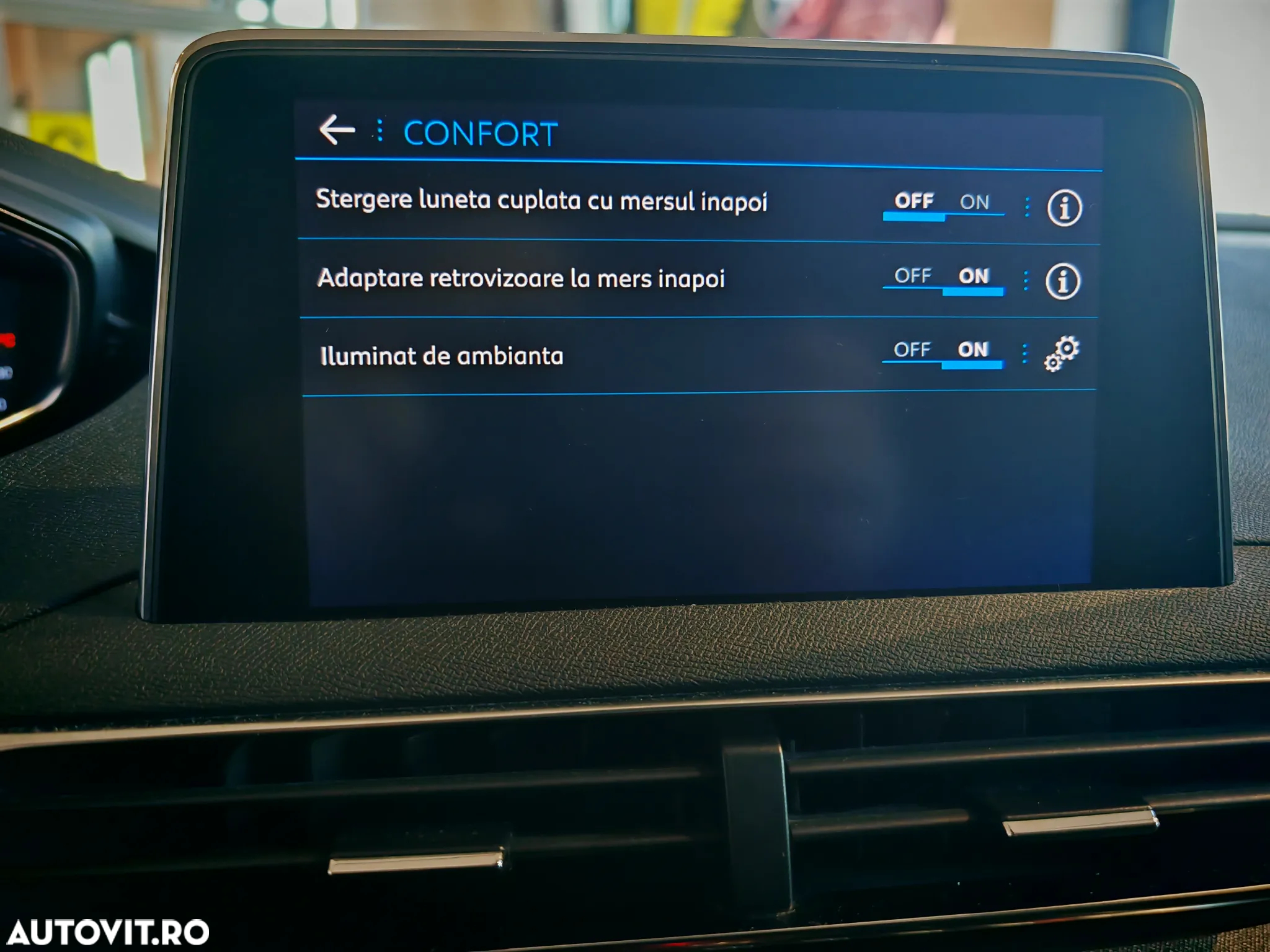 Peugeot 3008 1.2 PureTech S&S EAT8 Allure - 30