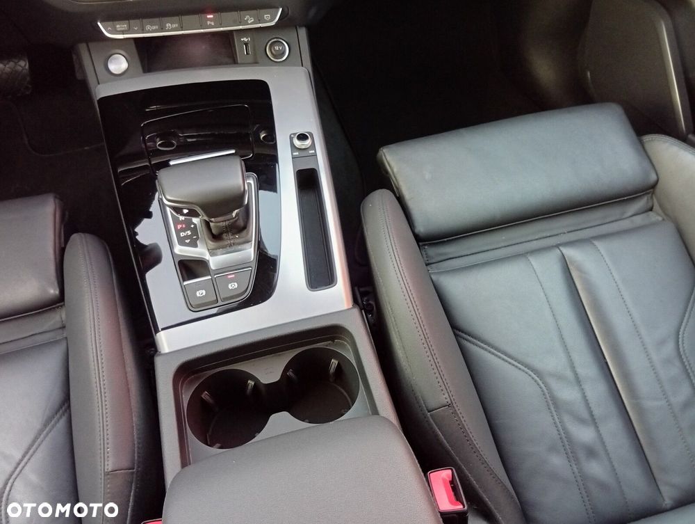 Audi Q5 Sportback - 38