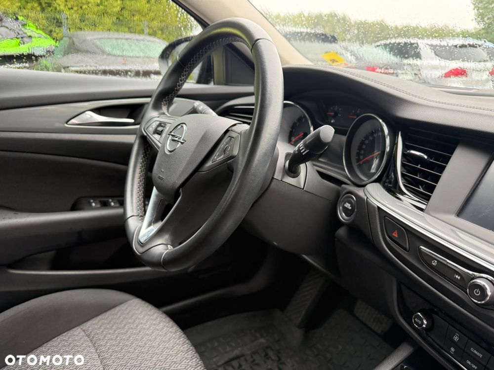 Opel Insignia 1.5 T Enjoy S&S - 16