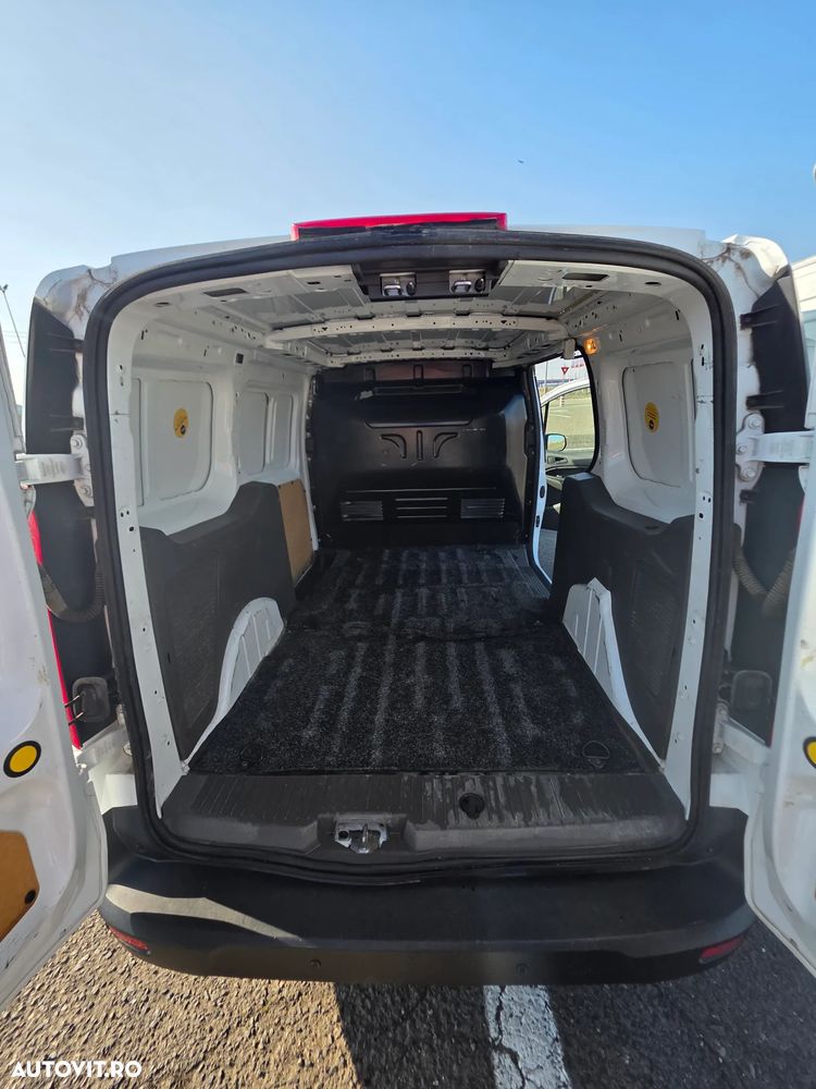 Ford Transit connect - 8
