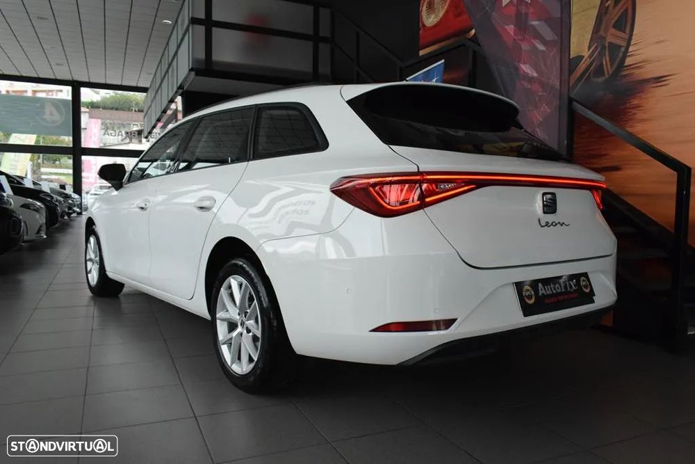 SEAT Leon ST 2.0 TDI Style - 4