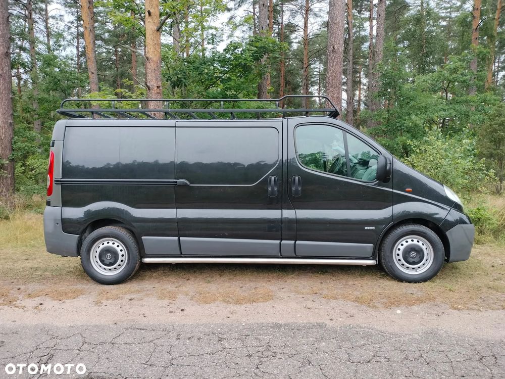 Opel vivaro - 2