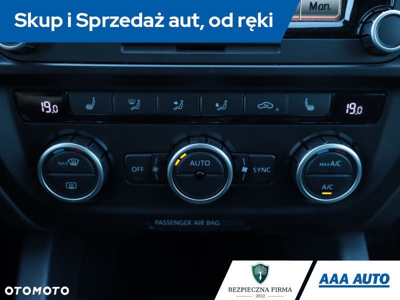 Volkswagen Jetta - 15