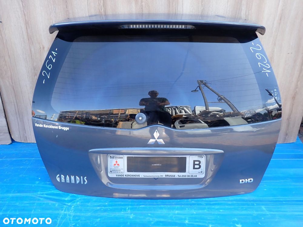 MITSUBISHI GRANDIS 03-11 KLAPA BAGAŻNIKA SZYBA A72 - 1