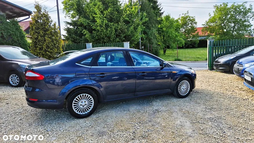 Ford Mondeo 2.0 FF Titanium - 15