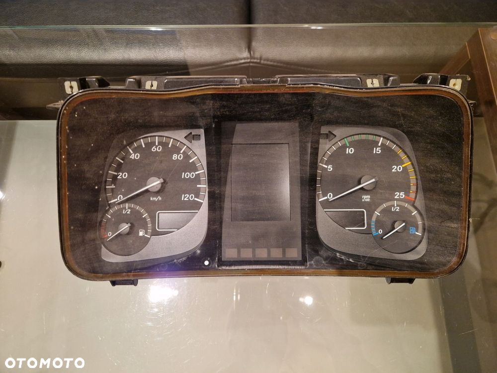 Zegary Licznik Instrument Cluster Mercedes Arocs Antos Actros MP4 Euro 6 - 1
