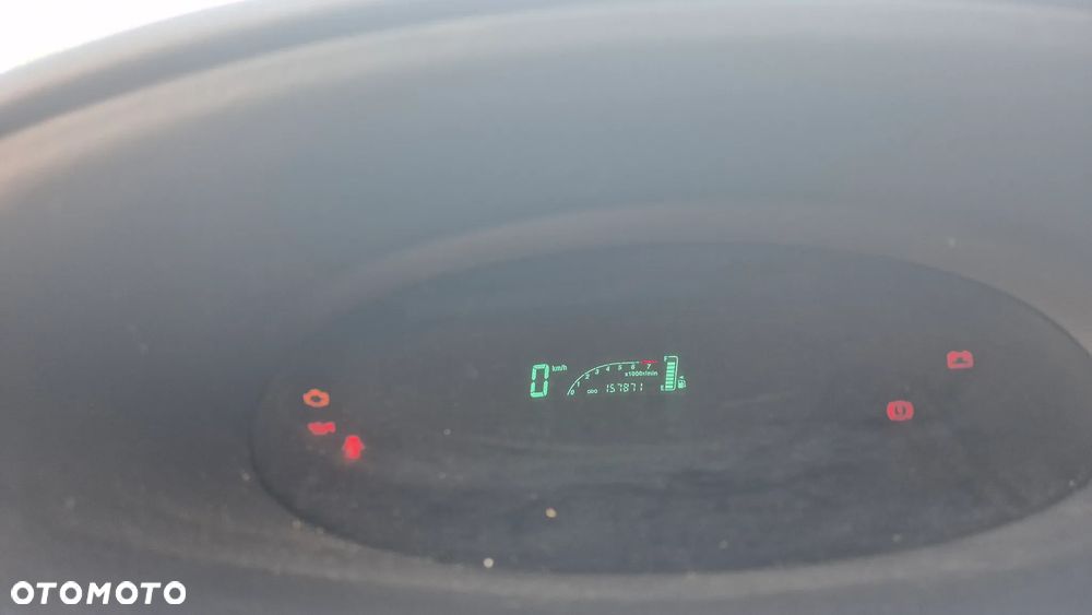 Toyota Yaris 1.0 Terra - 8
