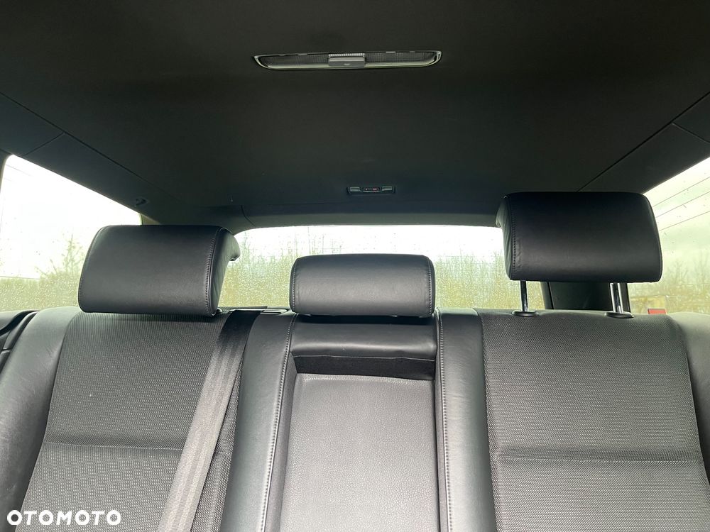 Audi A4 Avant 2.0 TDI DPF Quattro - 17