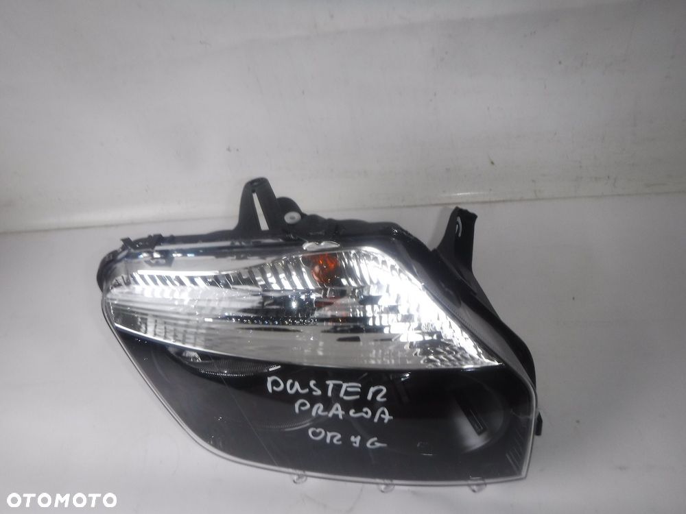 DACIA DUSTER  1 LAMPA PRZÓD PRAWA NOWA ORYG USZK - 1