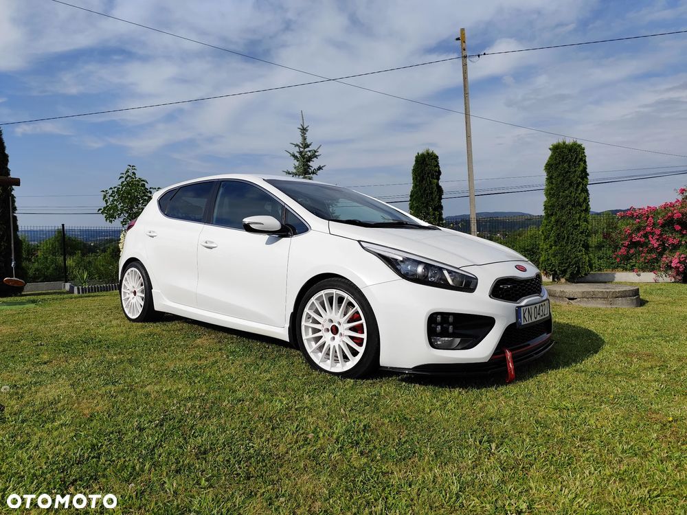 Kia Ceed 1.6 T-GDI GT L - 2