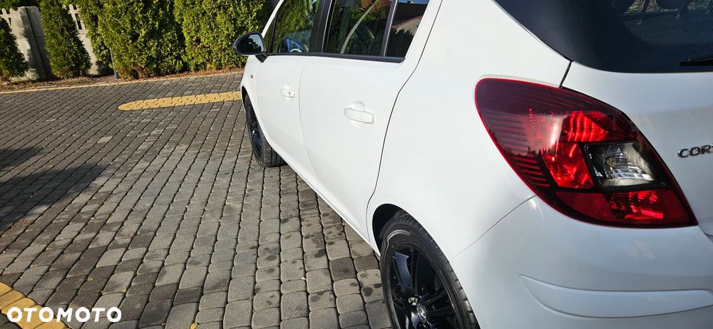 Opel Corsa 1.4 16V Color Elegance - 16