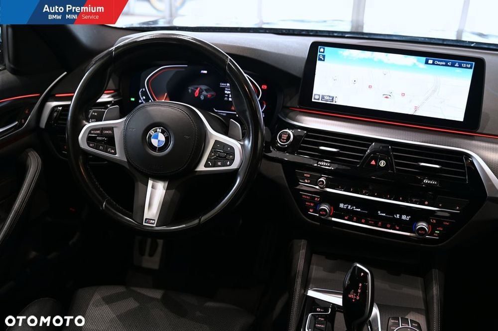 BMW Seria 5 520i mHEV - 14